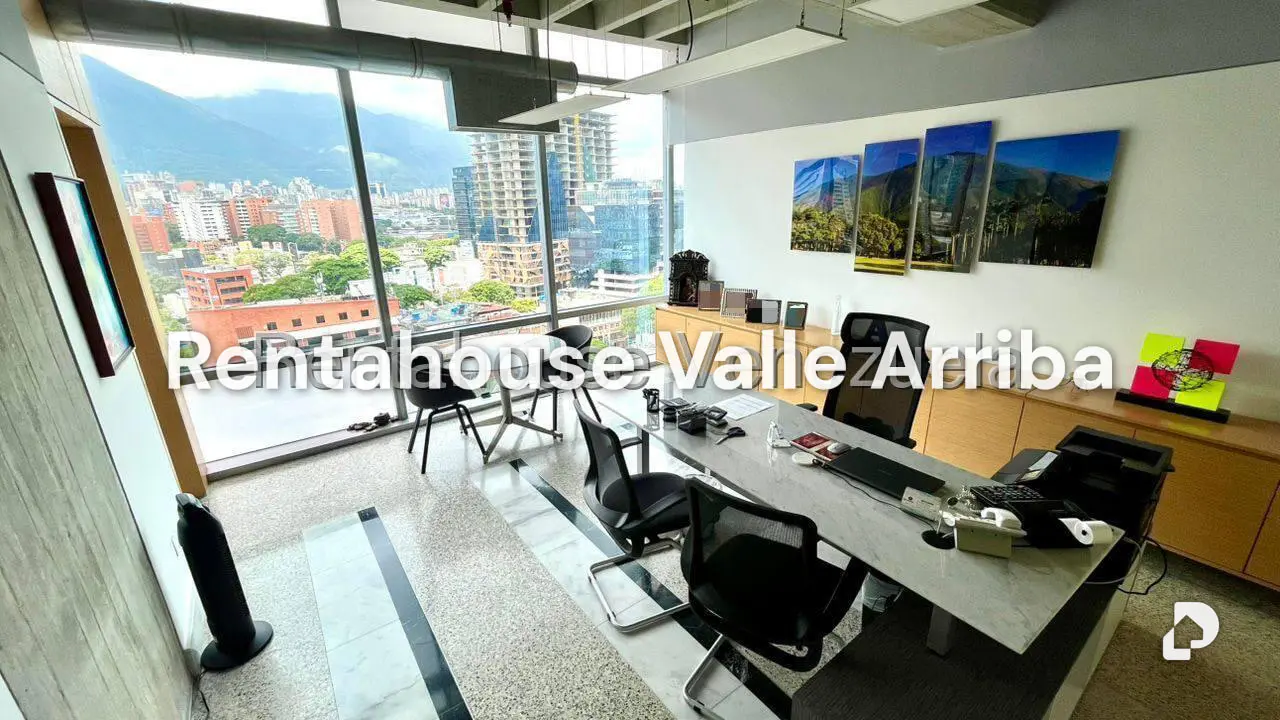 Local comercial en Las Mercedes, Caracas – 24