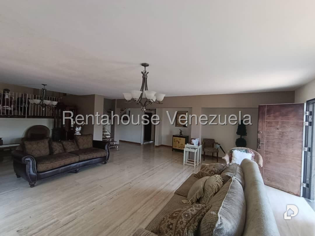 Casa en Cumbres de Curumo, Caracas – 7