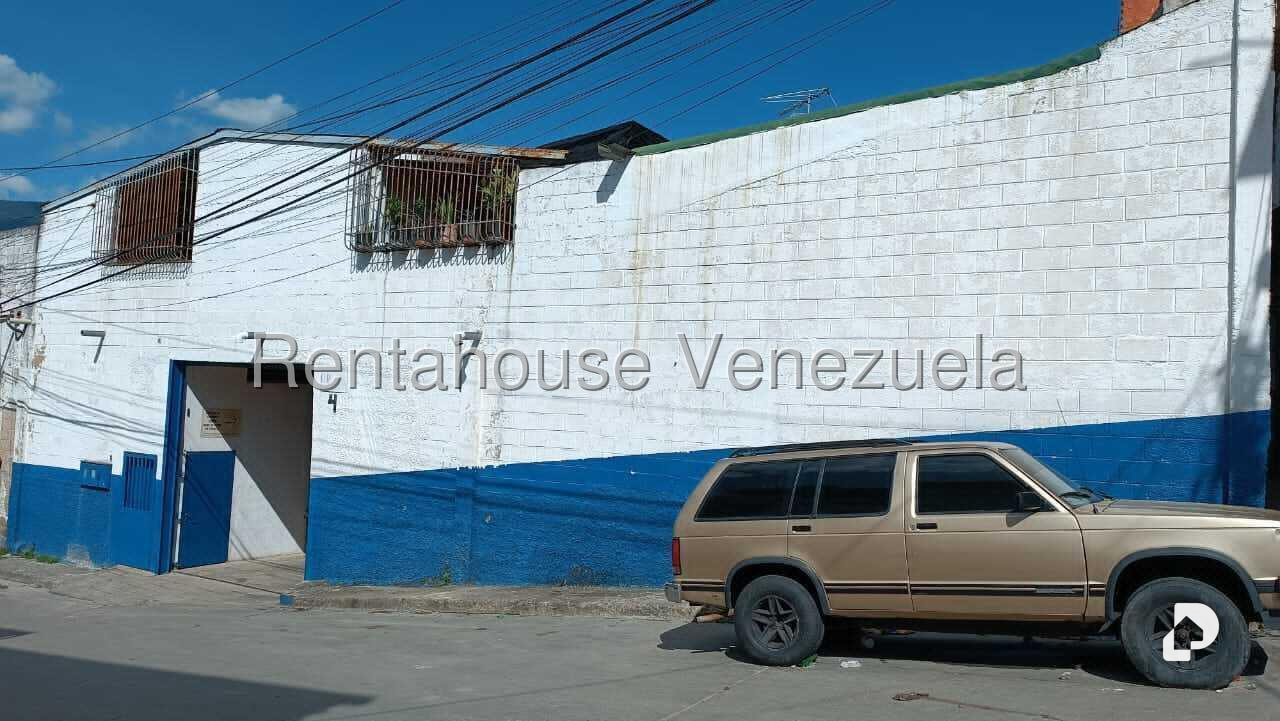 Local comercial en Prado de María, Caracas – 2