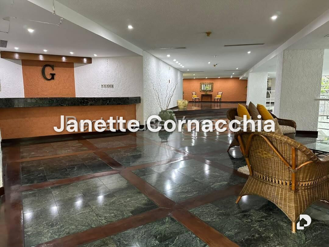 Apartamento en Altamira, Caracas – 13