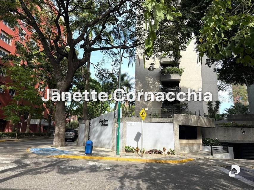 Apartamento en El Rosal, Caracas – 1