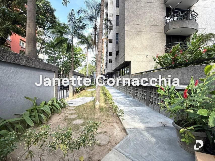 Apartamento en El Rosal, Caracas – 27