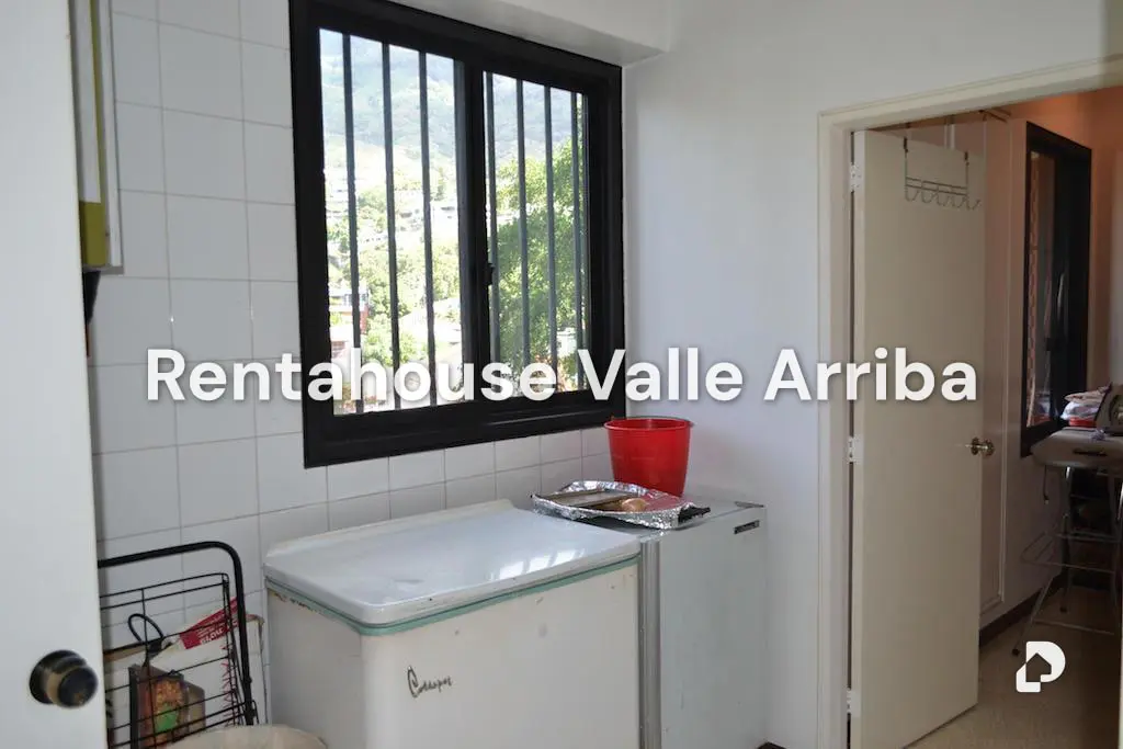 Apartamento en La Florida, Caracas – 12