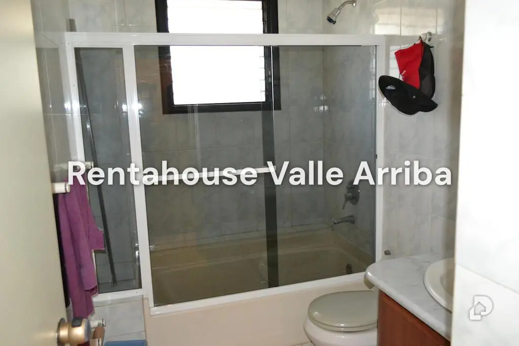 Apartamento en La Florida, Caracas – 19