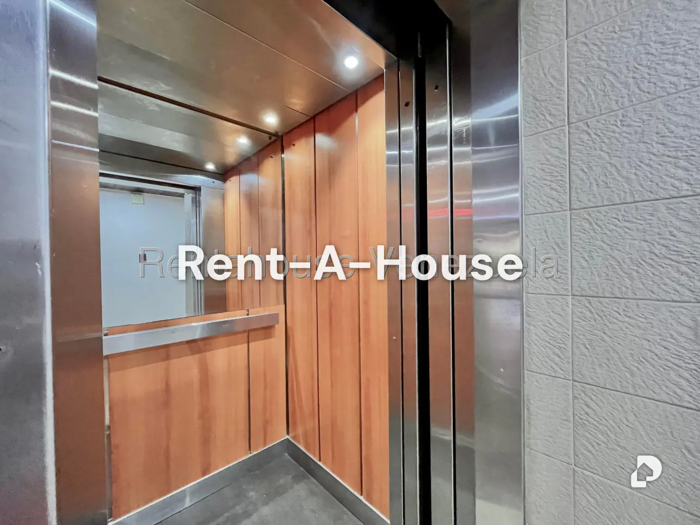Apartamento en Los Naranjos (del Cafetal), Caracas – 30