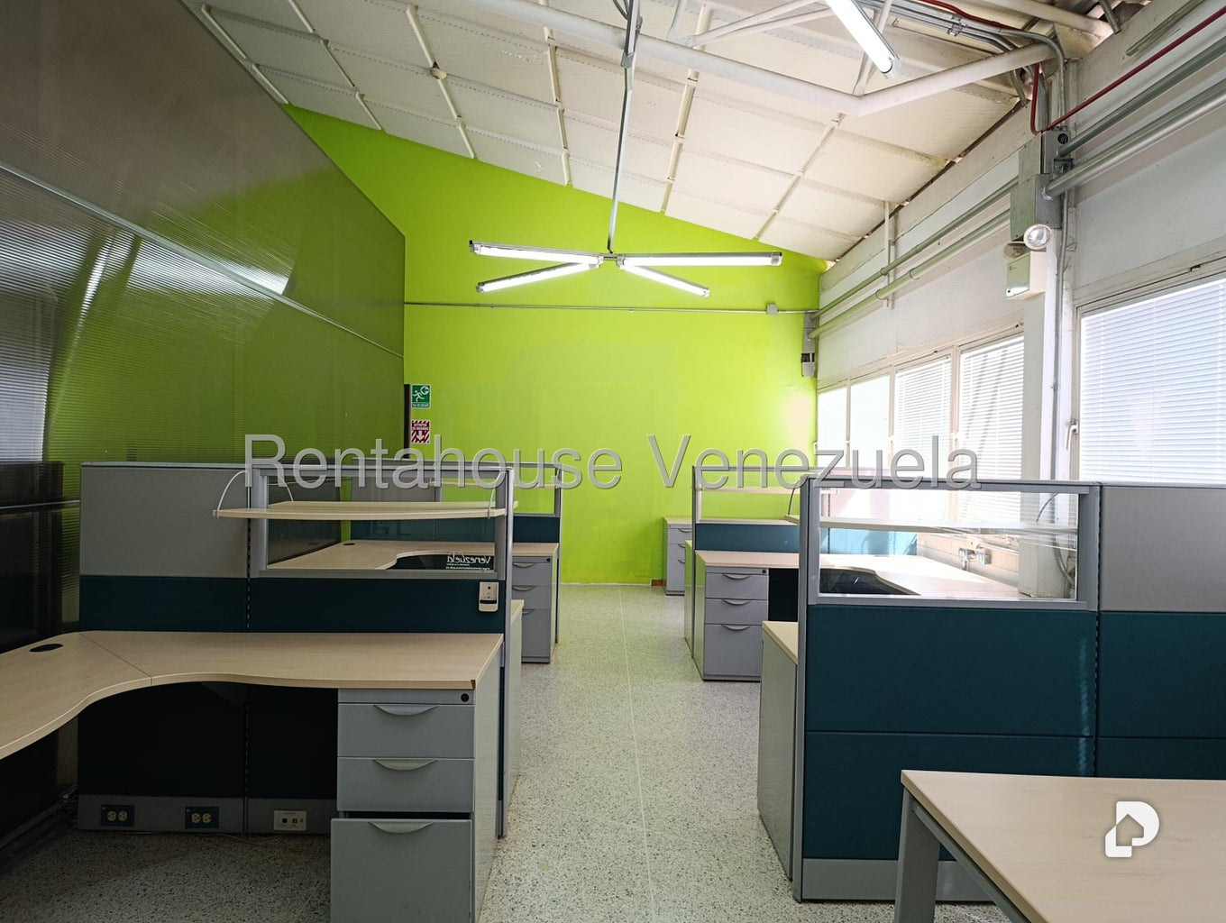 Oficina en Terrazas del Ávila, Caracas – 6