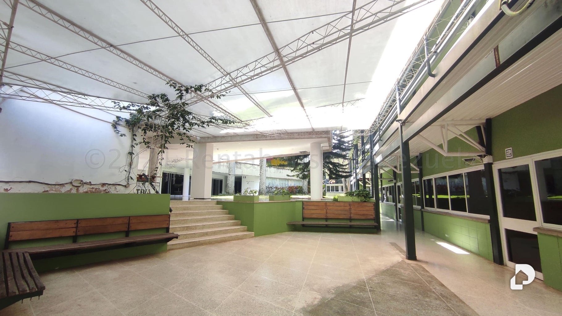 Oficina en Terrazas del Ávila, Caracas – 9