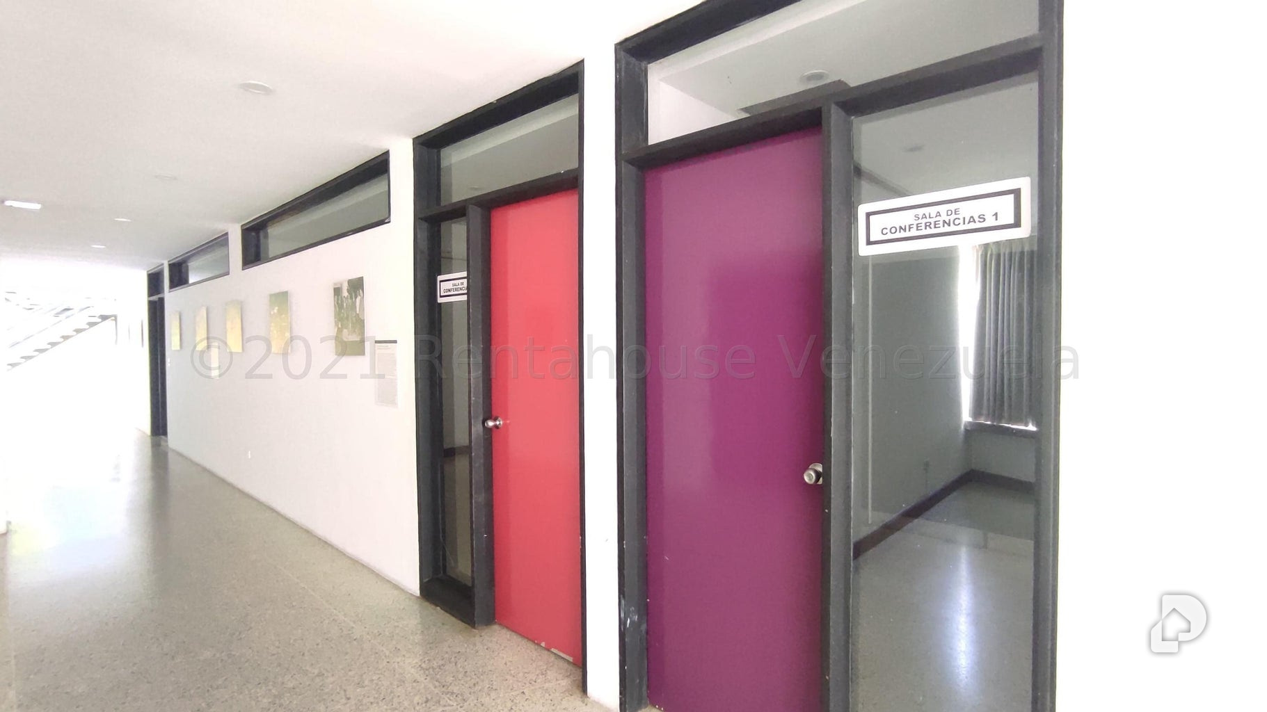 Oficina en Terrazas del Ávila, Caracas – 11
