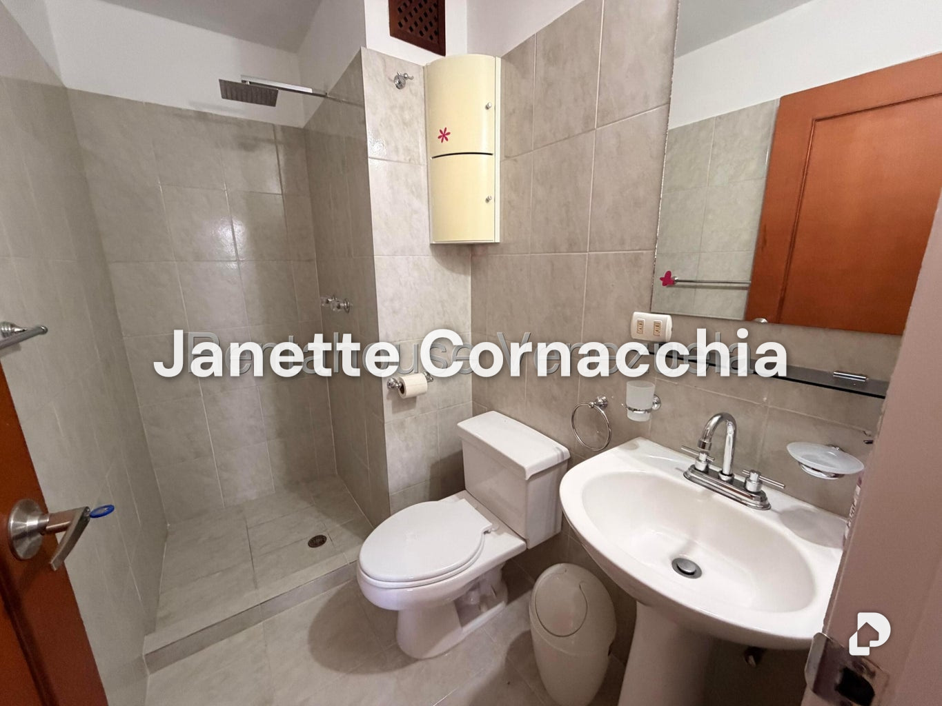 Apartamento en Colinas de La Tahona, Caracas – 16
