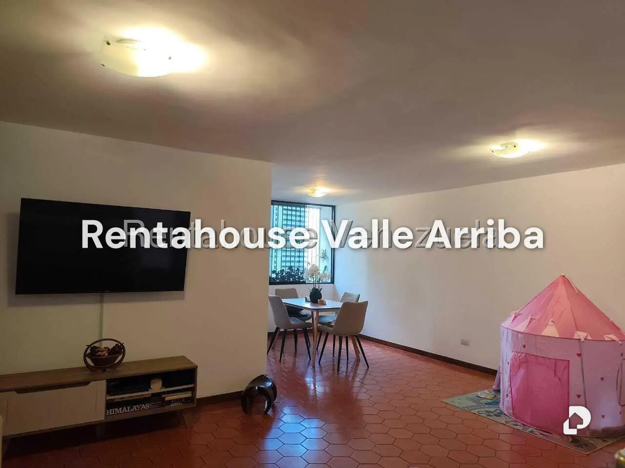 Apartamento en Los Palos Grandes, Caracas – 9