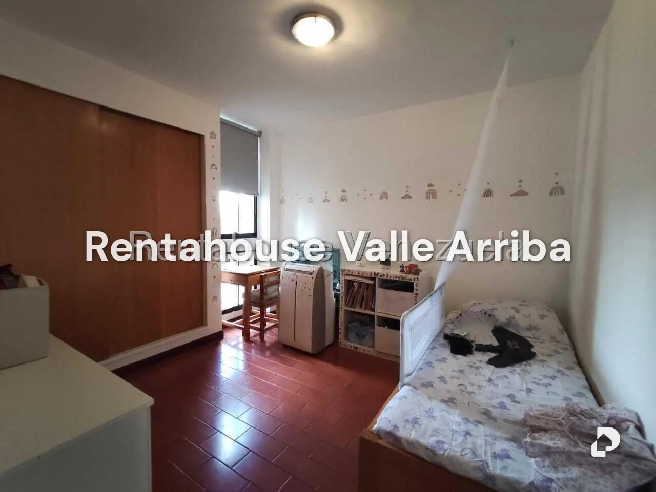 Apartamento en Los Palos Grandes, Caracas – 23