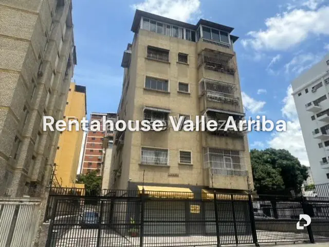 Apartamento en Las Delicias de Sabana Grande, Caracas – 1