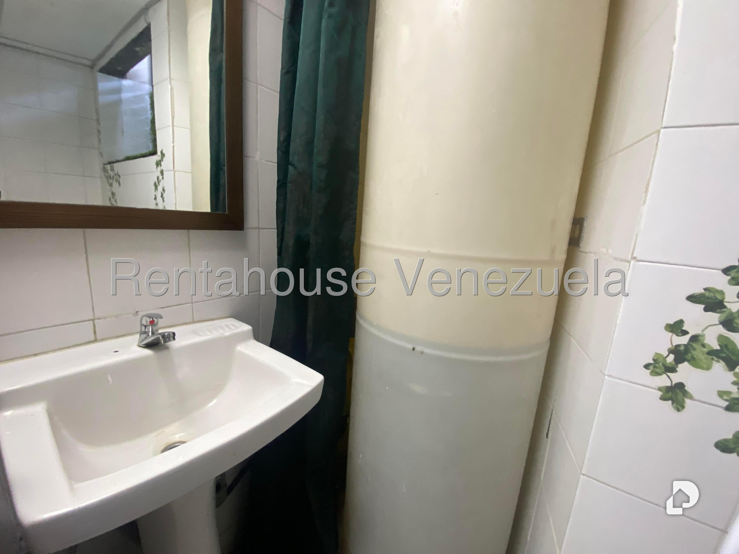 Oficina en Los Samanes, Caracas – 9