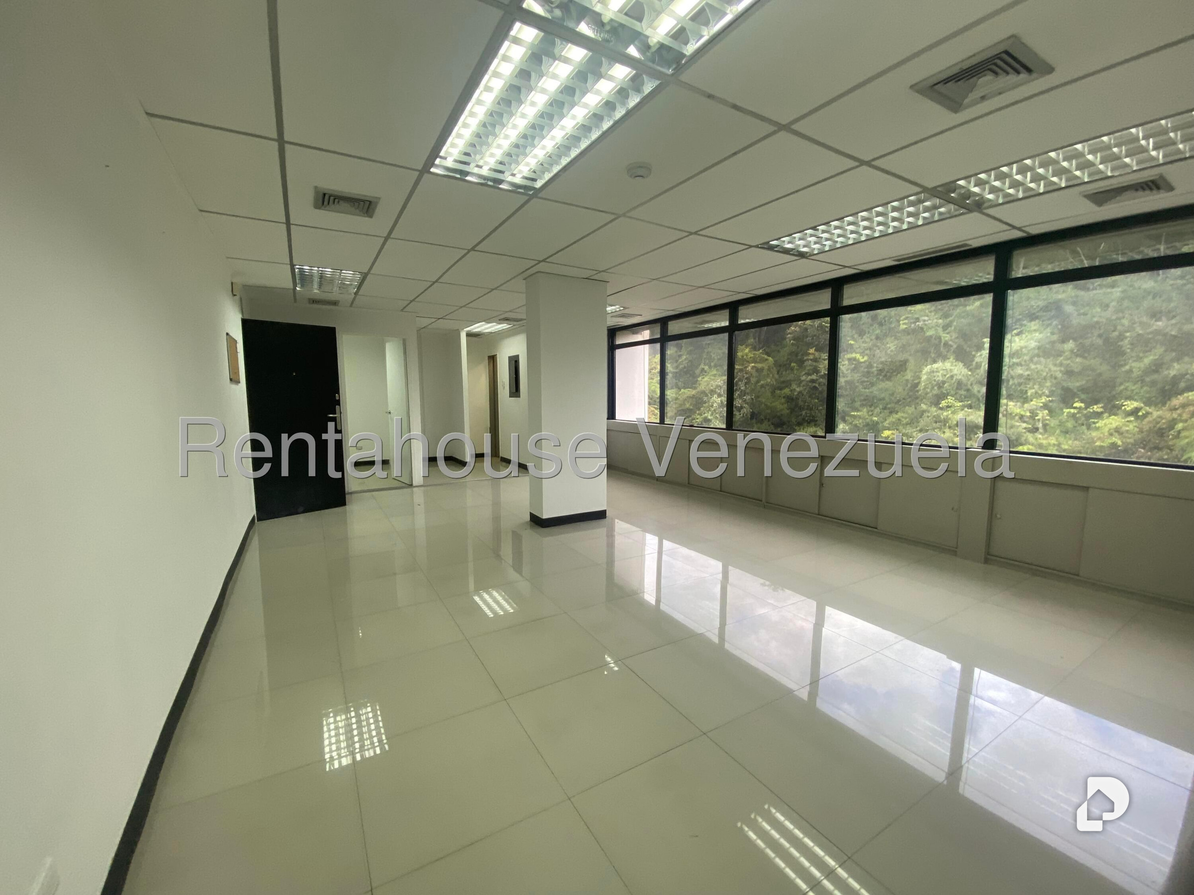 Oficina en Los Samanes, Caracas – 3