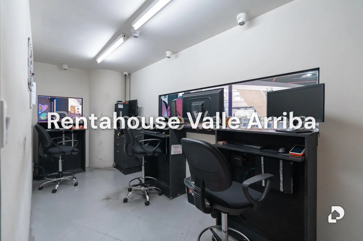 Local comercial en El Recreo, Caracas – 12