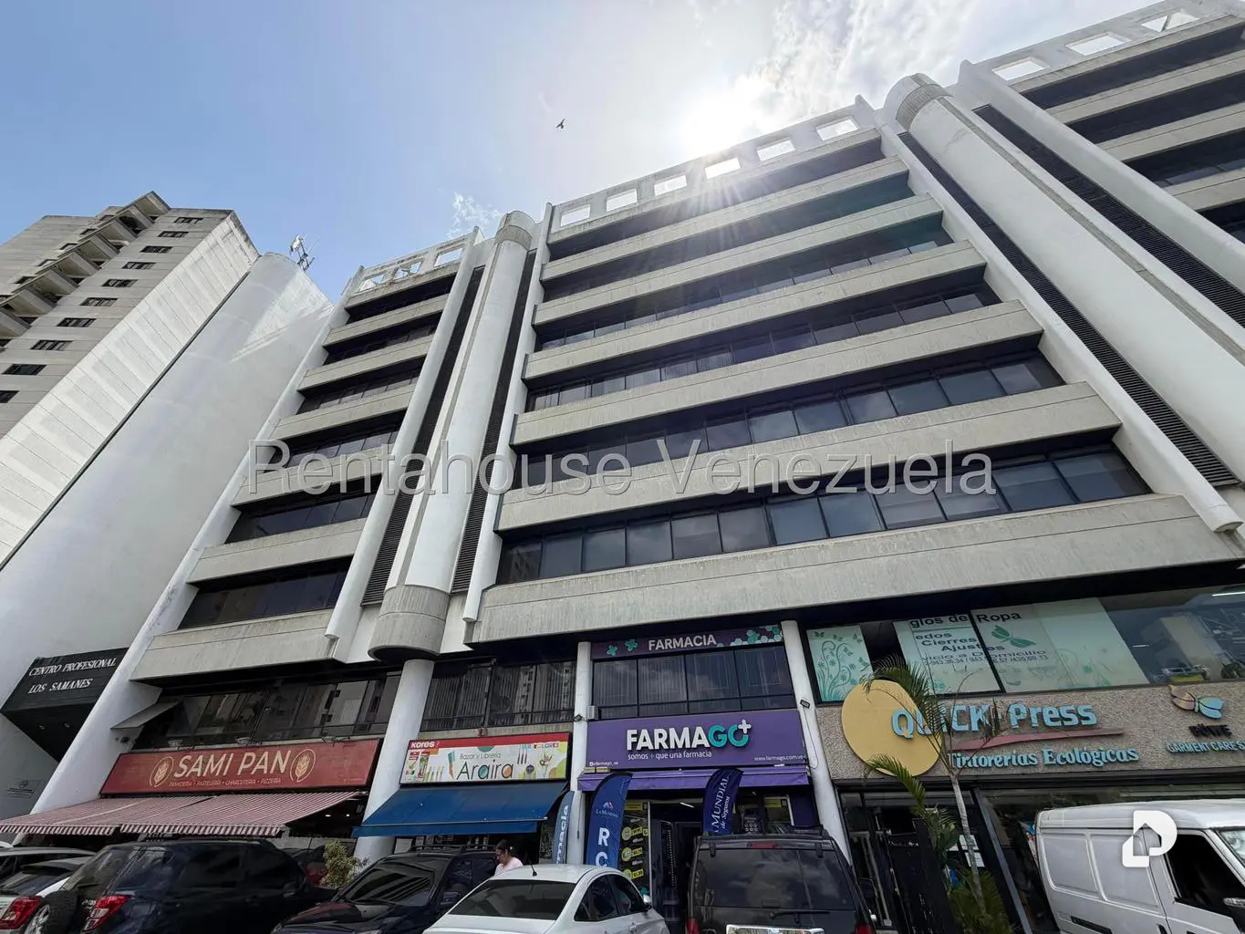 Oficina en Los Samanes, Caracas – 11