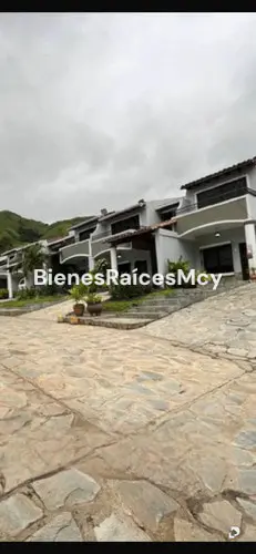 Casa en El Castaño, Maracay – 7