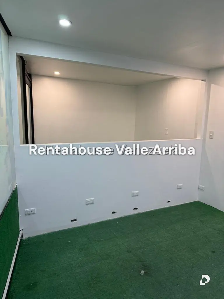 Local comercial en Terrazas del Ávila, Caracas