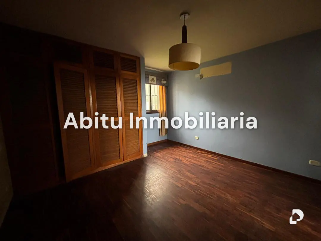 Casa en Alto Hatillo, Caracas – 13
