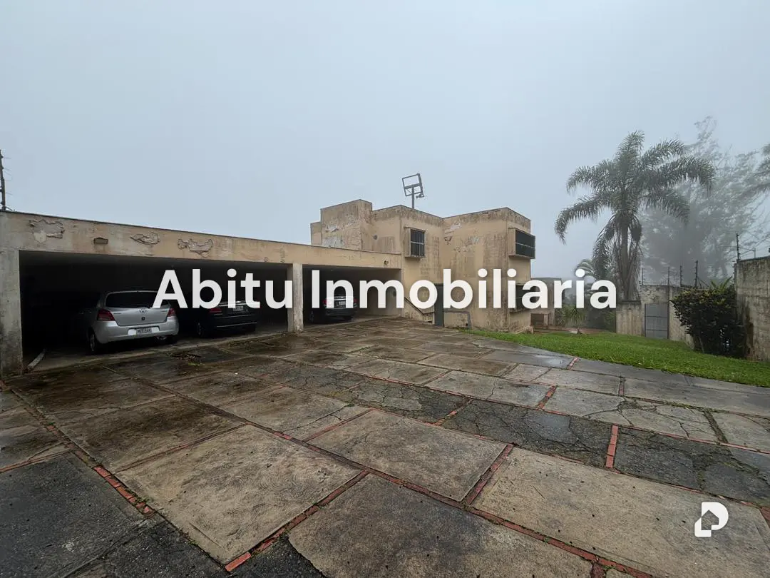Casa en Alto Hatillo, Caracas – 3