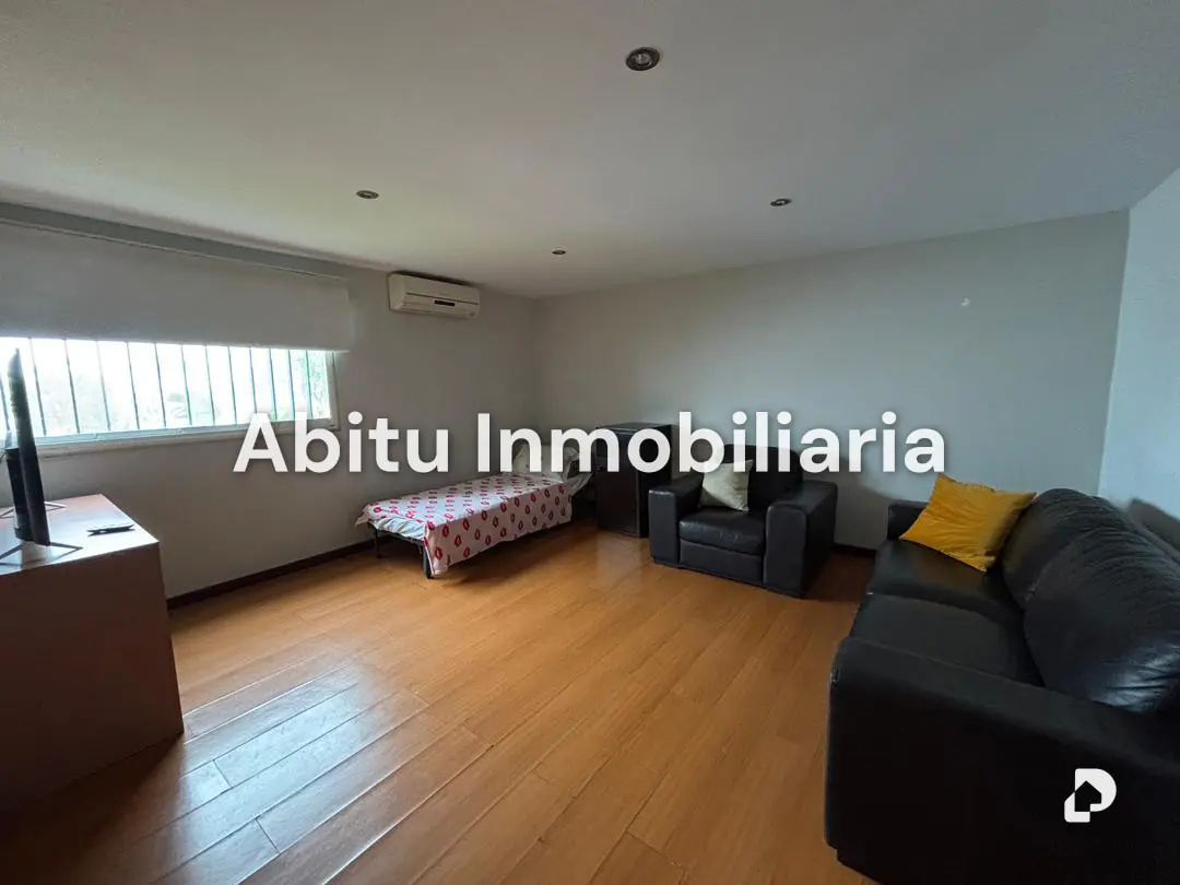 Casa en Alto Hatillo, Caracas – 14