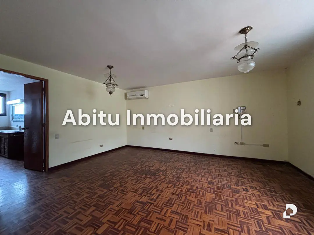 Casa en Alto Hatillo, Caracas – 11