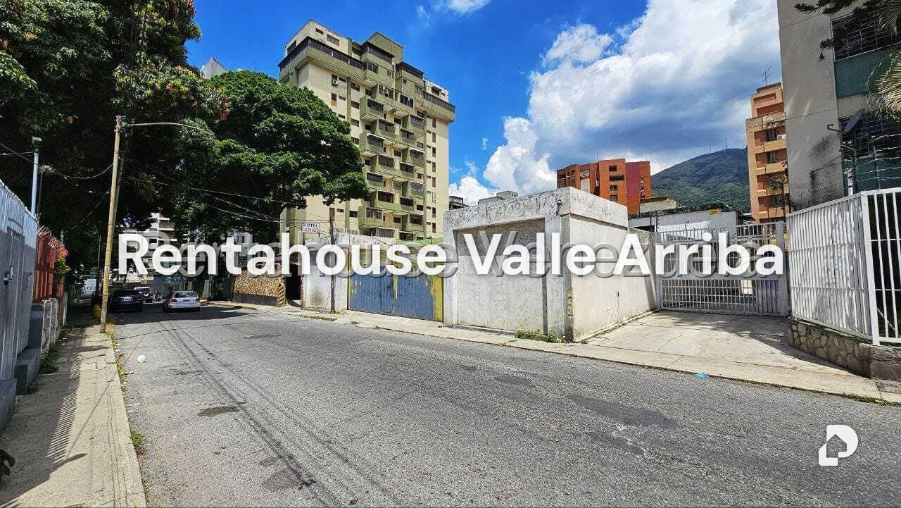 Edificio en La Florida, Caracas – 27