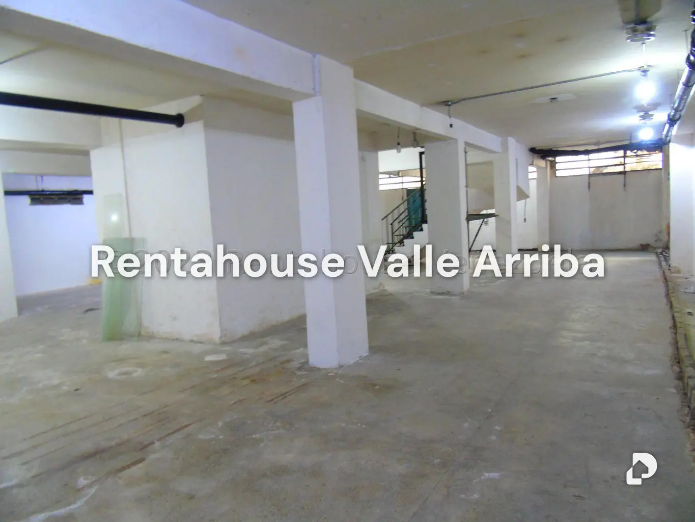 Local comercial en Parroquia La Candelaria, Caracas – 9