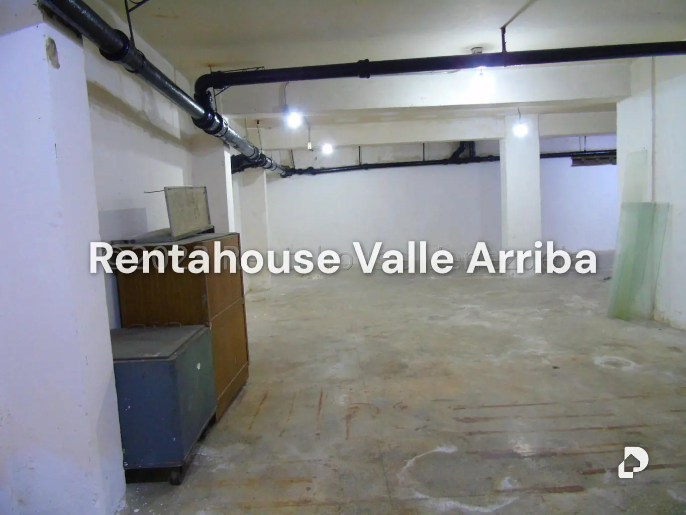 Local comercial en Parroquia La Candelaria, Caracas – 12