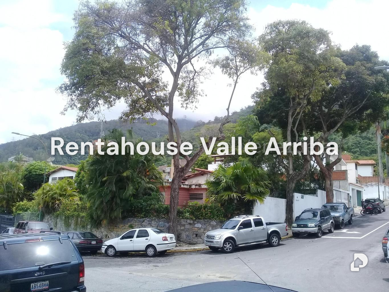 Casa en Altamira, Caracas – 11