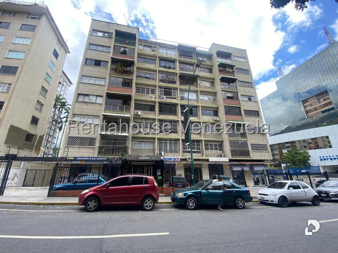 Local comercial en Los Palos Grandes, Caracas – 7