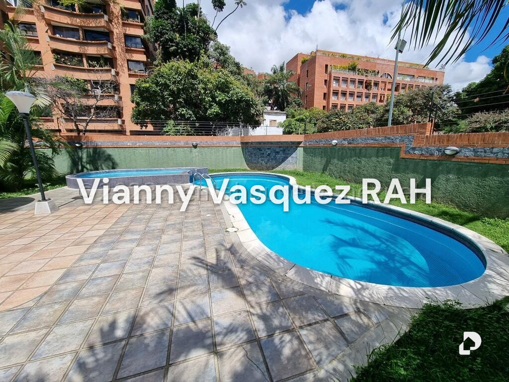 Apartamento en Campo Alegre, Caracas – 26