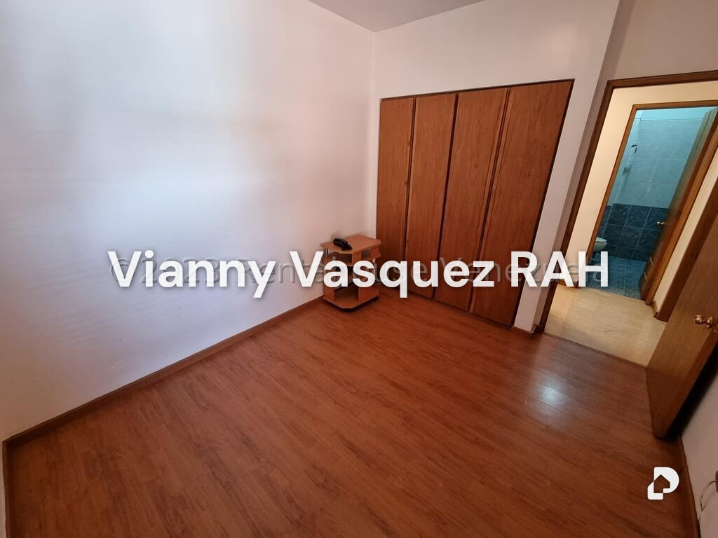Apartamento en Campo Alegre, Caracas – 16