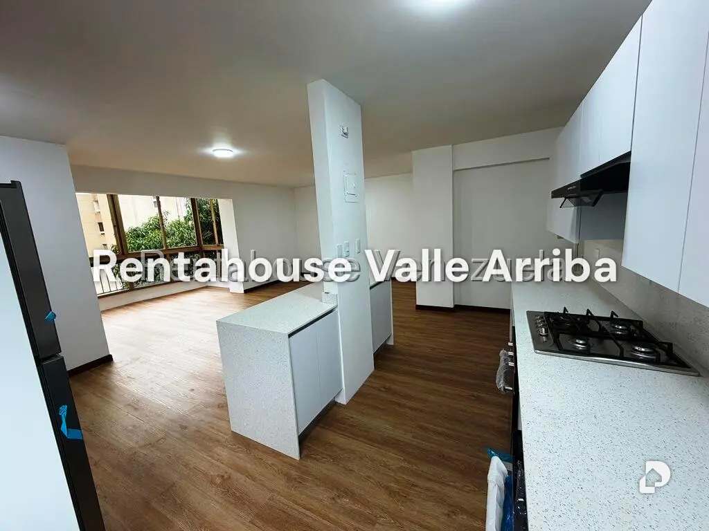 Apartamento en Los Palos Grandes, Caracas – 6