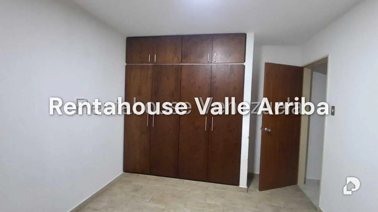 Apartamento en Cumbres de Curumo, Caracas – 11