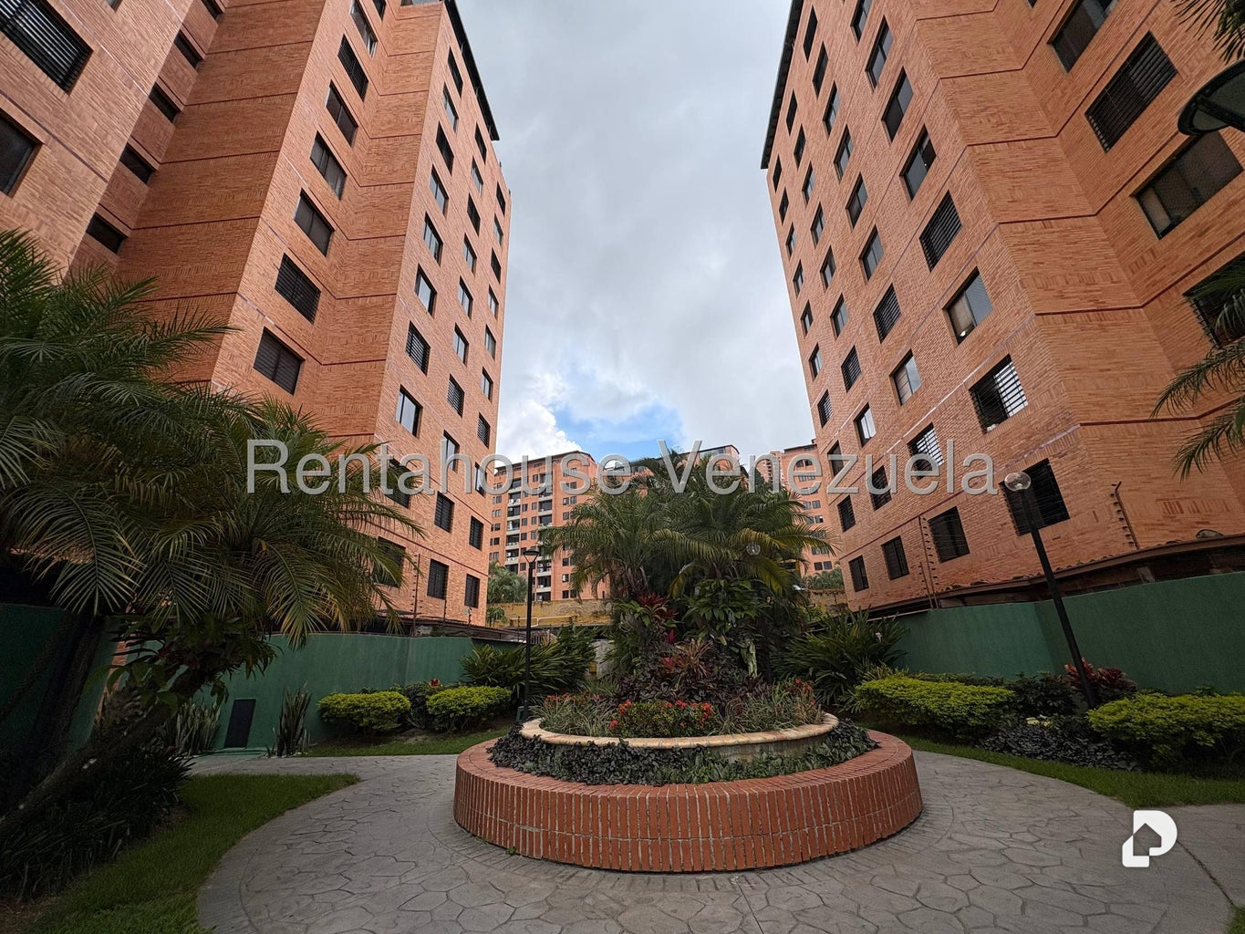 Apartamento en Colinas de La Tahona, Caracas