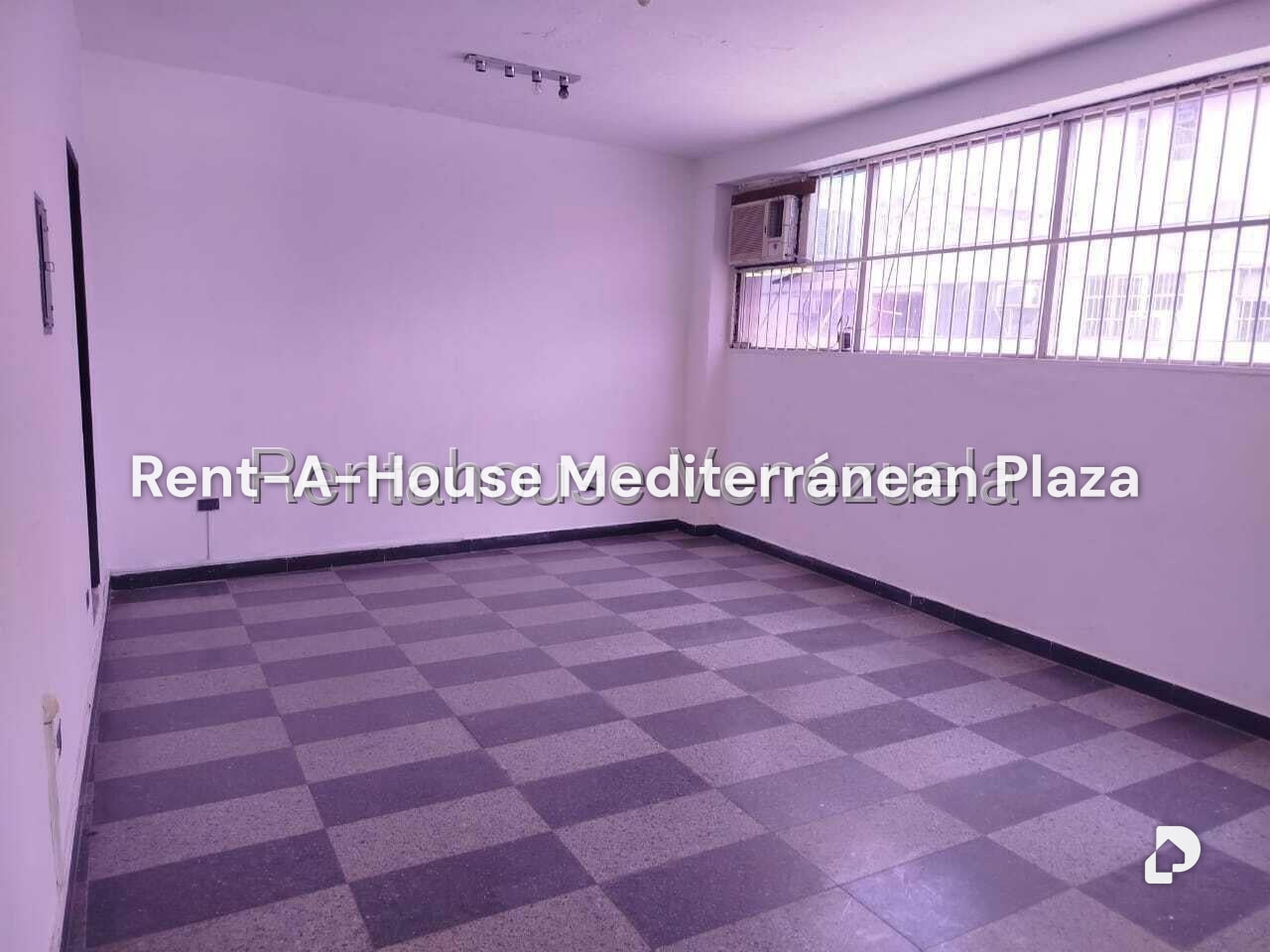 Local comercial en Avenida Bolivar Norte, Valencia – 4