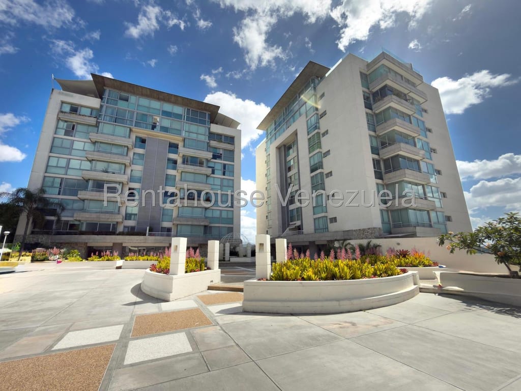 Apartamento en Lomas de Las Mercedes, Caracas - 1