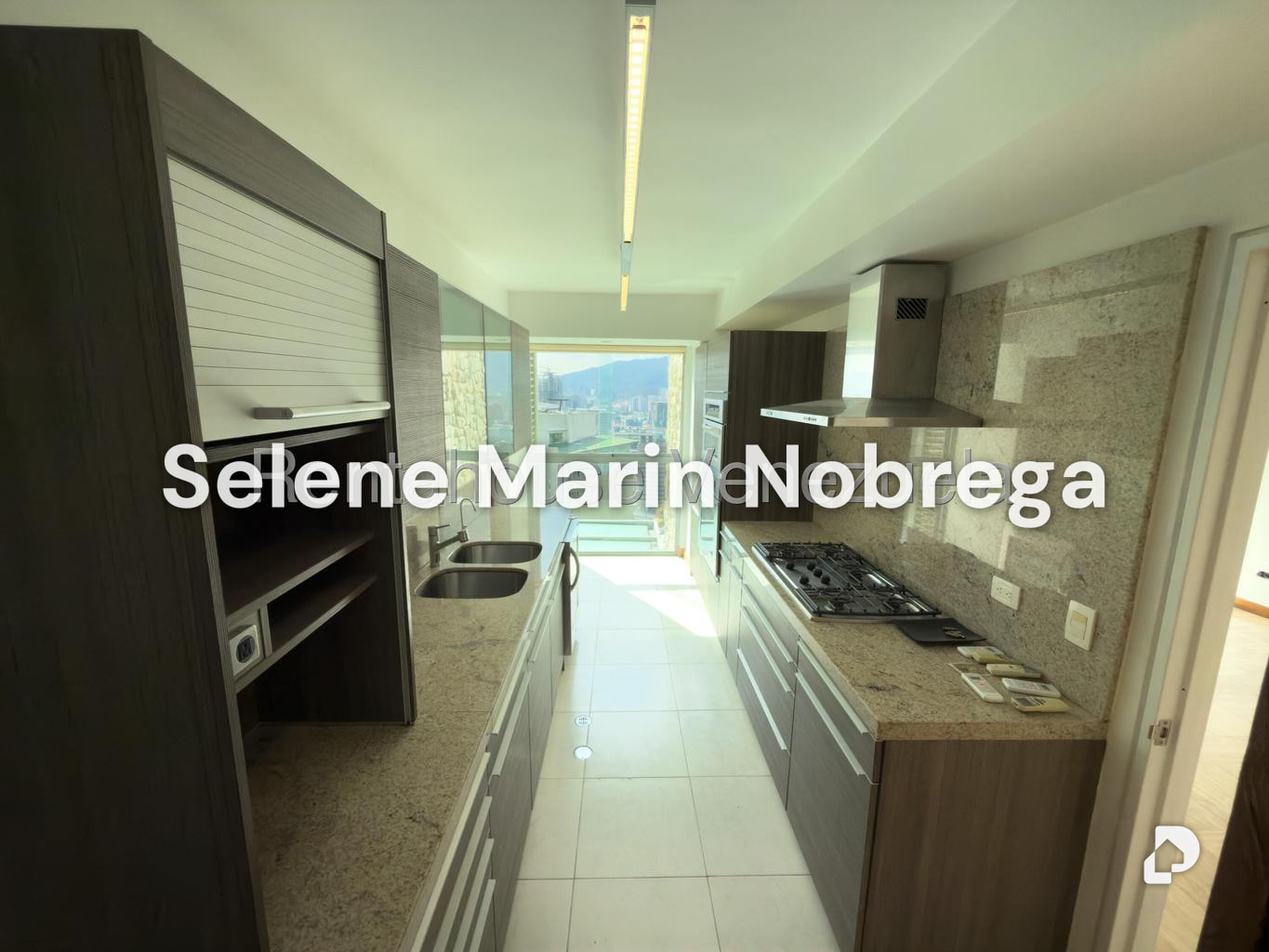 Apartamento en Lomas de Las Mercedes, Caracas – 28