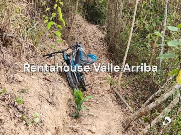 Terreno en Gavilan, Caracas – 17