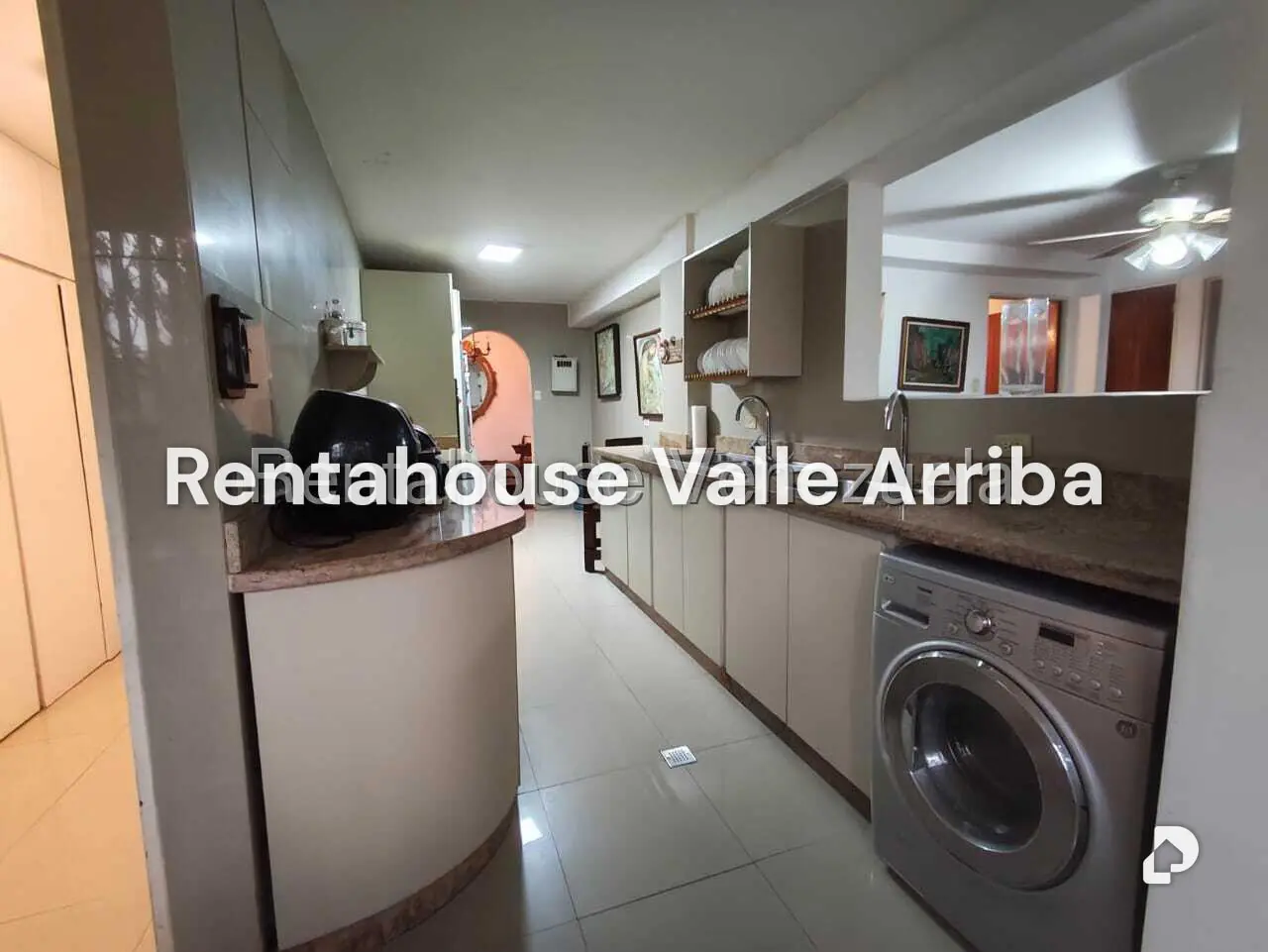 Apartamento en Santa Fe Sur, Caracas – 26