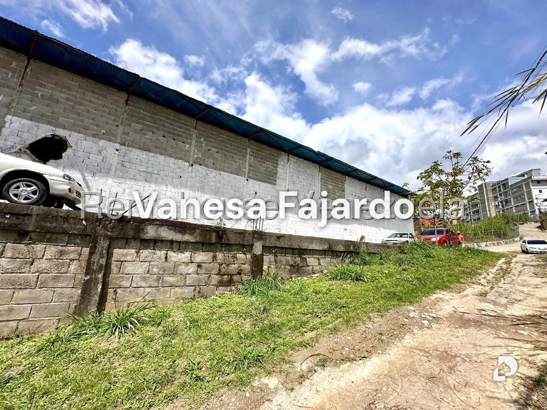 Galpón en Los Salias, San Antonio de Los Altos – 28