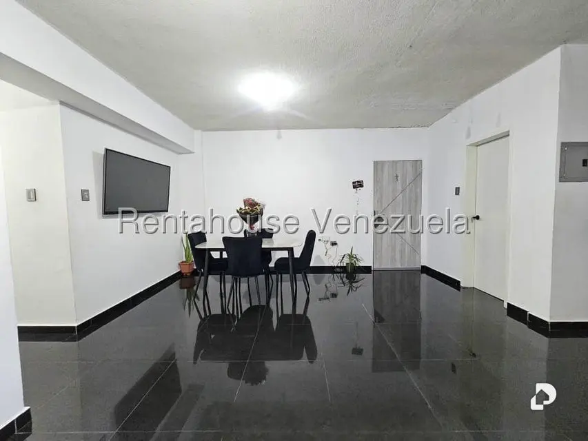 Apartamento en Urbanización Base Aragua, Maracay – 2