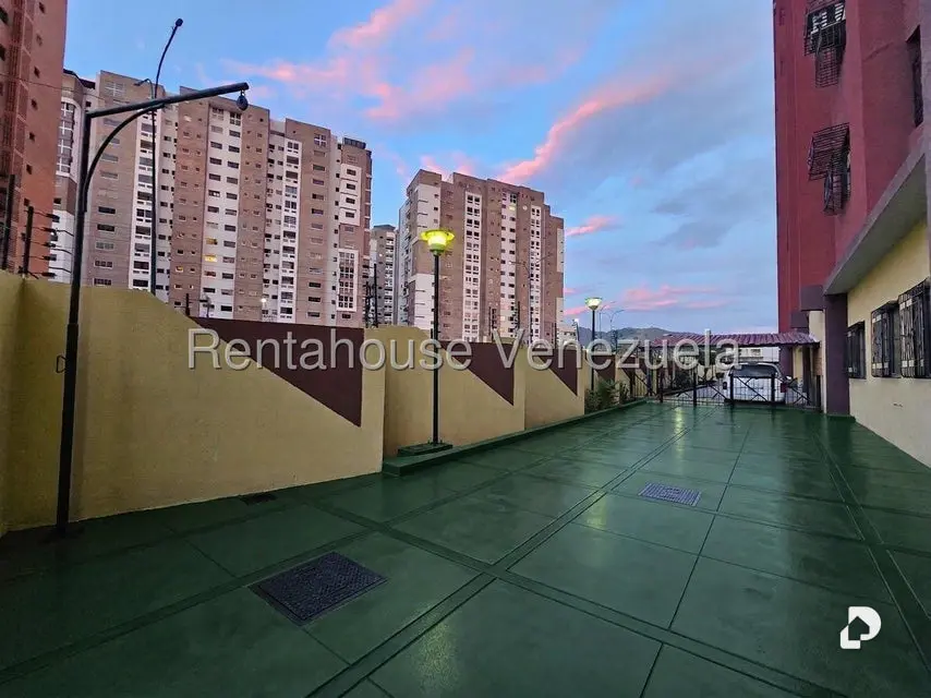 Apartamento en Urbanización Base Aragua, Maracay – 24