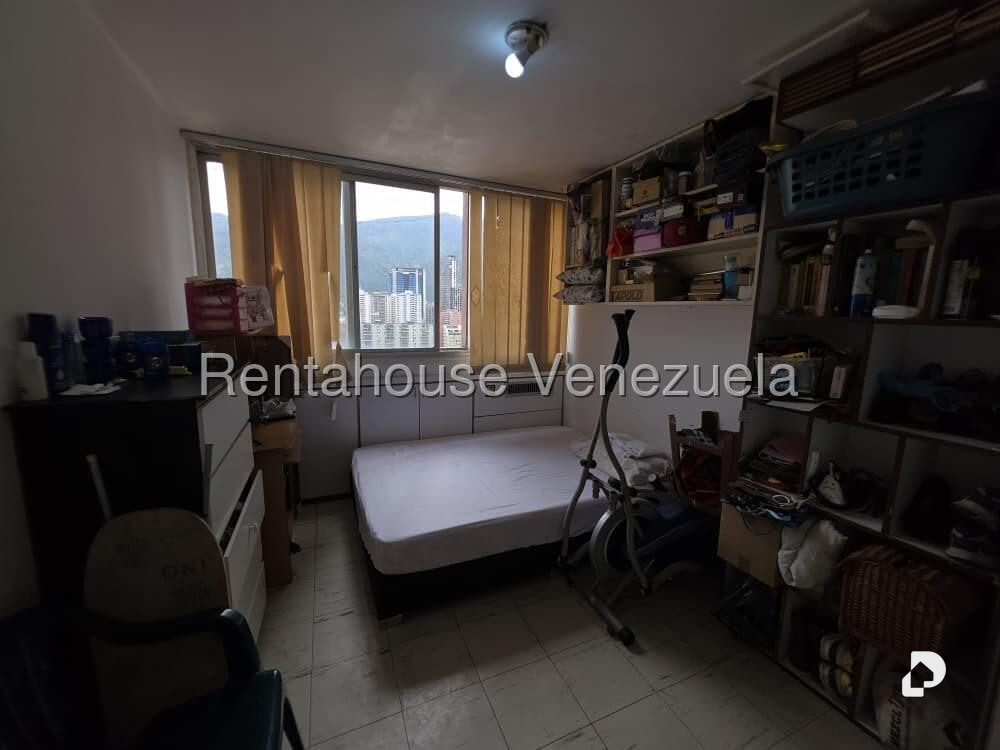 Apartamento en Parque Central, Caracas – 13