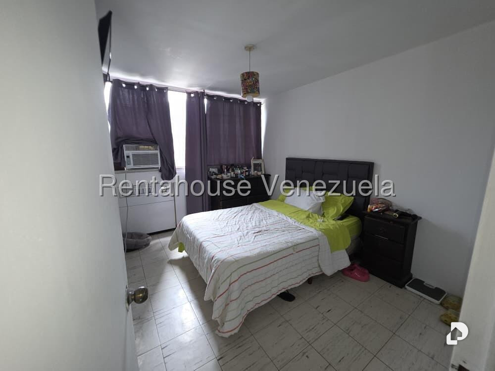 Apartamento en Parque Central, Caracas – 17