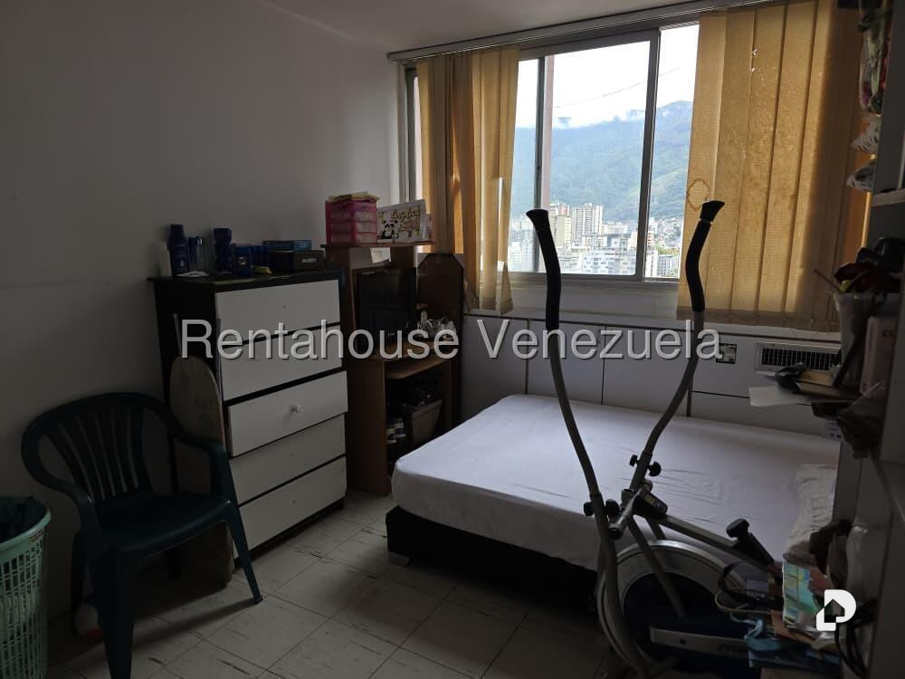 Apartamento en Parque Central, Caracas – 12