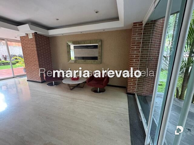 Apartamento en El Rosal, Caracas – 10