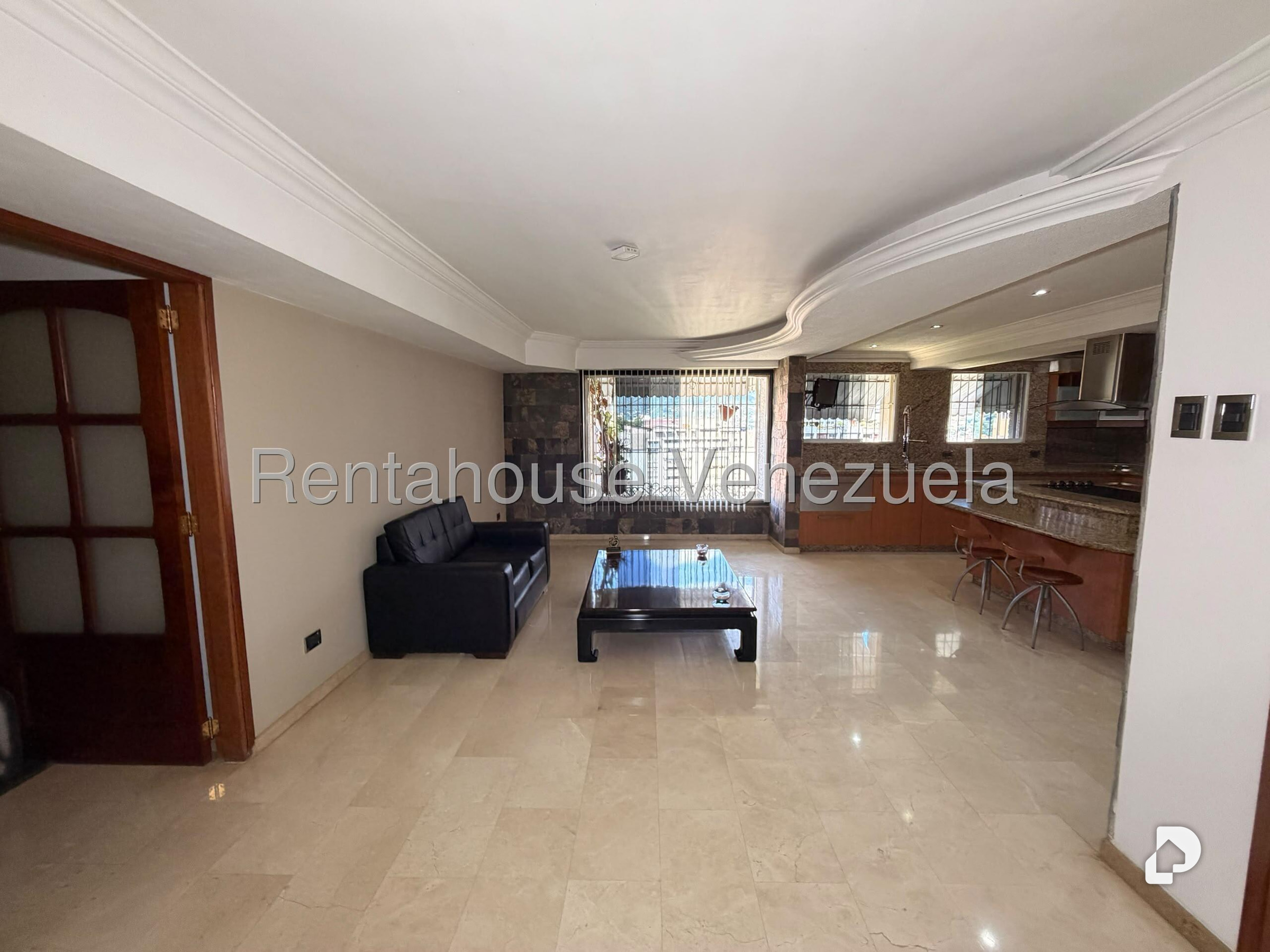 Apartamento en Prados del Este, Caracas – 2