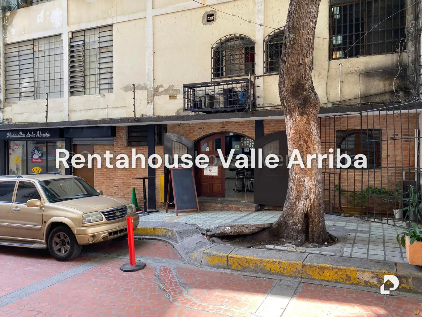 Local comercial en Parroquia La Candelaria, Caracas – 2